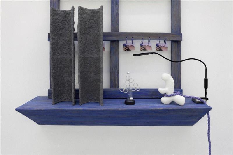 Detail 细节,现场 | 关小个展 @ Bonner Kunstverein,小个展,Detail,玻璃钢,丙烯,农业,纪录片,窗户,麻绳,关小,雕塑