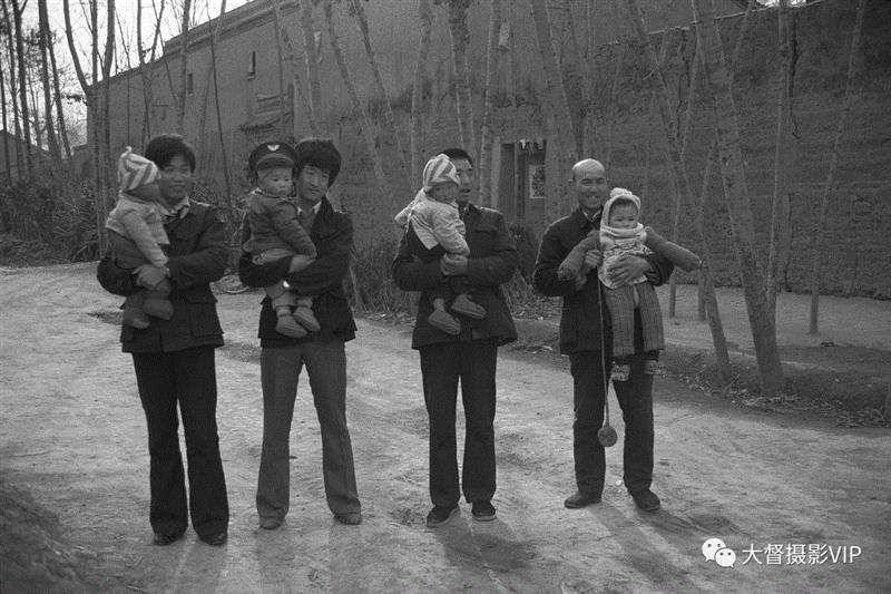 YCCF中国摄影述评 【胡武功】,胡武功,纪实摄影,人文,陕西,大陆,影像,民族,麦客,历史性,根性