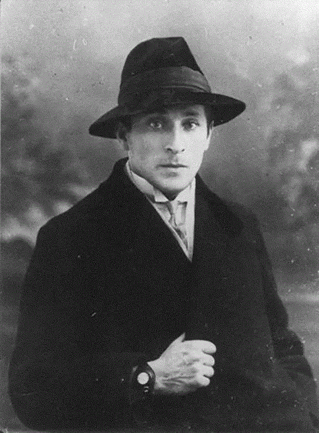 年轻时的马克·夏加尔,马克·夏加尔丨他的画里，藏着爱情,俄罗斯,Chagall,巴黎画派,夏加尔,马克·夏加尔,现代主义,犹太,Lex 