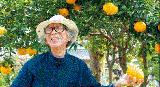 豆瓣9.6分，看了这对90岁老夫妻的神仙日子，我们真的是在虚度此生！,老夫妻,神仙日子,此生,豆瓣,爷爷,奶奶,日子,房子,英子,家里