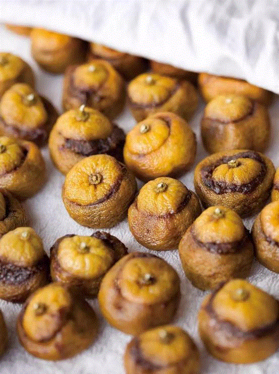 豆瓣9.6分，看了这对90岁老夫妻的神仙日子，我们真的是在虚度此生！,老夫妻,神仙日子,此生,豆瓣,爷爷,奶奶,日子,房子,英子,家里