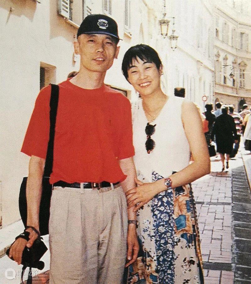 葛优夫妇在法国小镇。葛大爷从来没有绯闻，这点可以说是很多艺人的榜样了,来，聊聊葛优,葛优,电影,葛存壮,冯小刚,施文心,导演,姜文,陈凯歌,演员,剧组