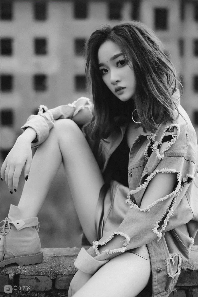 她的歌被汪峰翻唱，被全网刷屏，这个98年的姑娘凭什么这么火？,汪峰,全网,胡66,音乐,酷狗,歌手,粉丝,视频,旋律,金曲