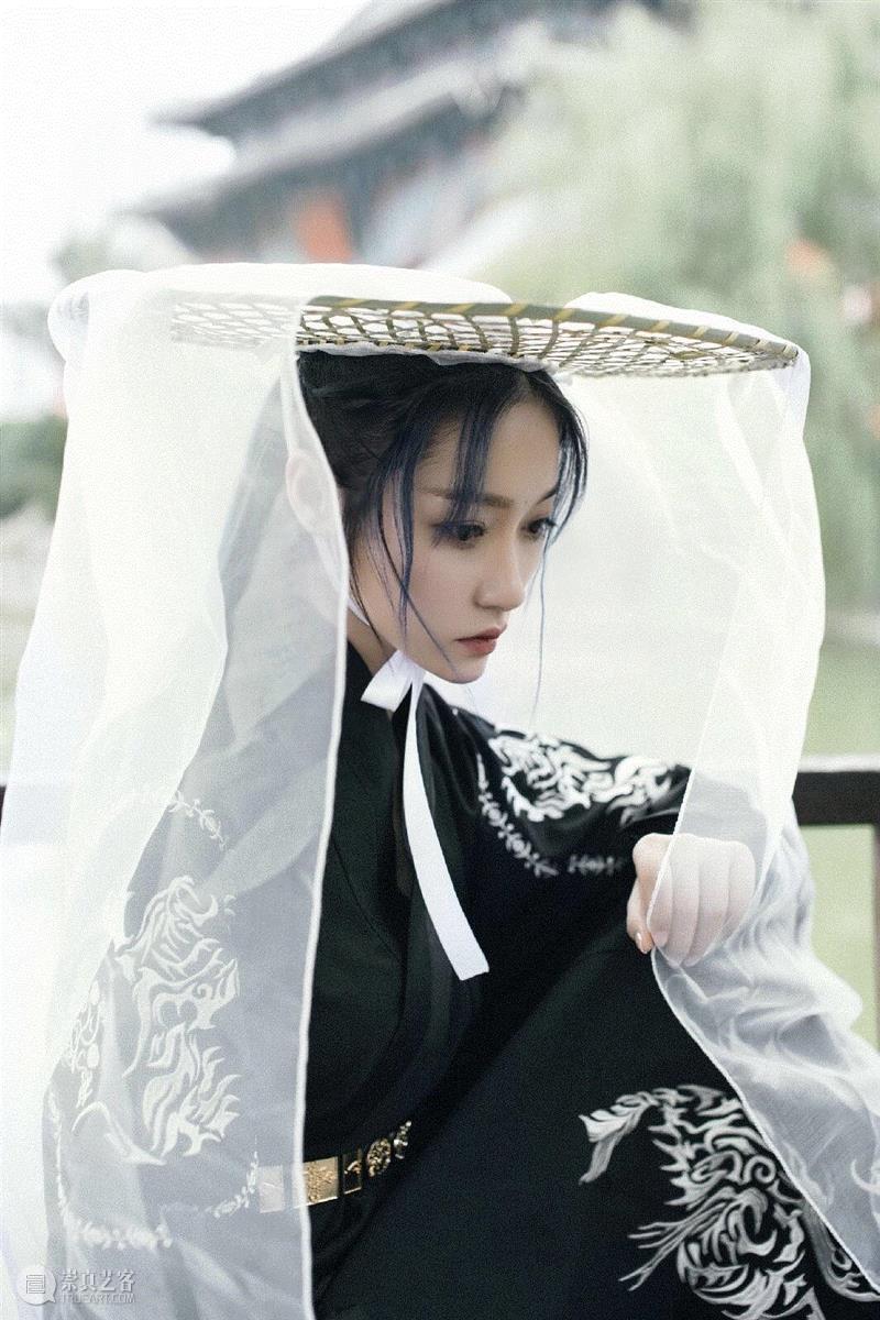 她的歌被汪峰翻唱，被全网刷屏，这个98年的姑娘凭什么这么火？,汪峰,全网,胡66,音乐,酷狗,歌手,粉丝,视频,旋律,金曲