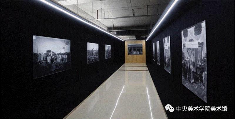 第三届北京国际摄影双年展现场,“2018首届北镇国际摄影大展”于9月28日隆重开幕,北镇,中央美术学院美术馆,私密性,双年展,北京国际,公共性,王璜生,开幕式,东北,媒介