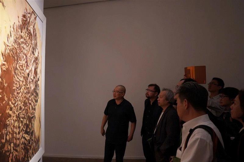 葵颂——许江近作展正式开幕！,许江,葵颂,近作展,上海民生现代美术馆,野火,雕塑,一代人,油画,装置,华葵