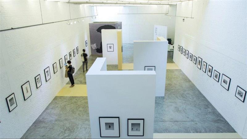 与大师共度秋日午后——饭泽耕太郎讲《做“写真”的植田正治》,写真,植田正治,饭泽耕太郎,日本,三影堂摄影艺术中心,饭泽,酒会,见面会,爱好者,摄影师