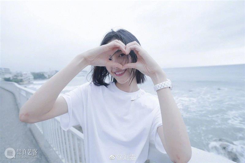 人物 ▎大表姐刘雯又上热搜：我用我的本真去歌唱,刘雯,表姐,人物,模特,时尚,湖南,少女,灰姑娘,外面,眼神