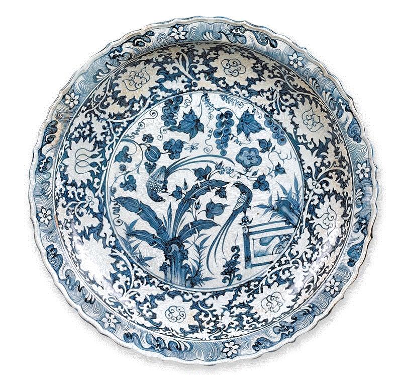 【艺文飨宴】元代青花搭景纹,元代,艺文,飨宴,青花搭景纹,青花,纹饰,昆虫,瓜果,大盘,瓷器