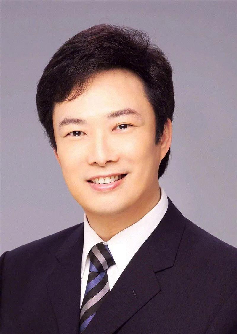 费玉清宣布退出演艺圈，那个讲着段子唱着歌的时代结束了,费玉清,演艺圈,歌手,歌坛,女士,演唱会,演艺,亲笔信,媒体,舞台