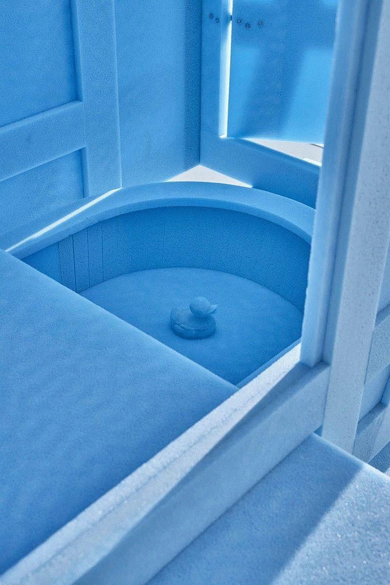 ▲ 沐浴板条箱（THE CRATE HOUSEHOLD）, 2017，Makki