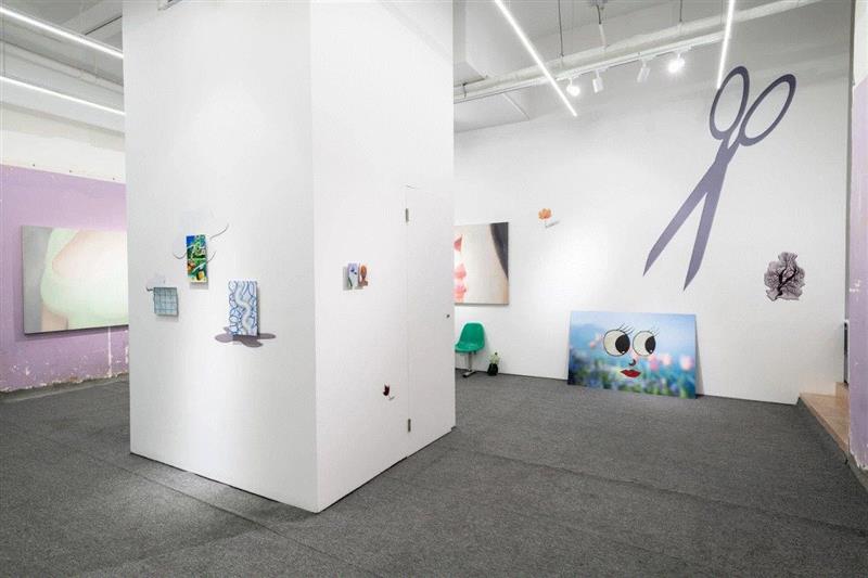 展览现场 Installation views |TRI-SOLO 三个展,TRI,SOLO,views,孙一钿,王芮,上海市徐汇区安福路298弄2号楼,底楼,Lane,一钿,Parking