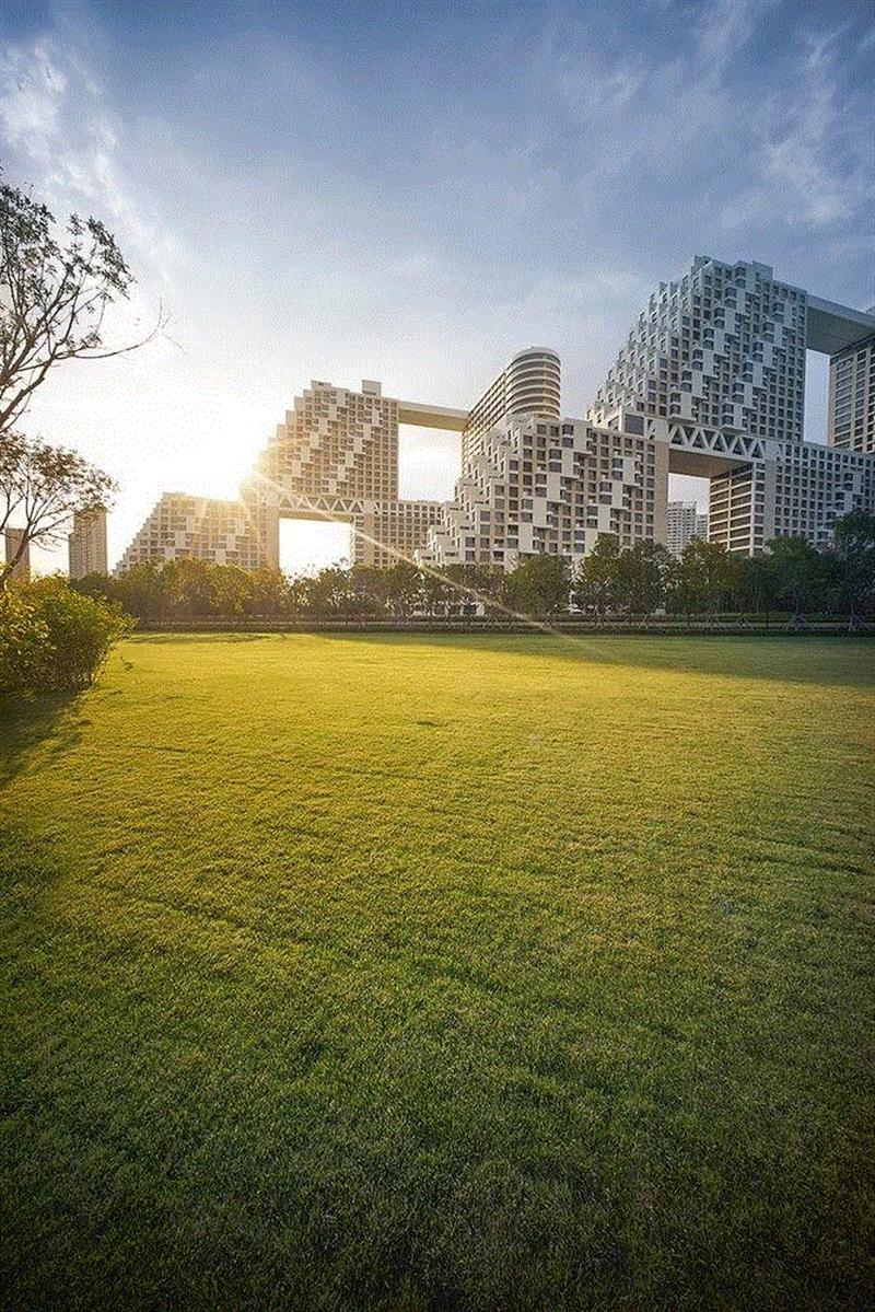 图片来自 Kerry Properties and Safdie Architects,秦皇岛金梦湾一期 / 萨夫迪建筑事务所,建筑,秦皇岛,金梦湾一期,萨夫迪,金梦湾,滨海,楼体,高密度,模块,多孔楼体