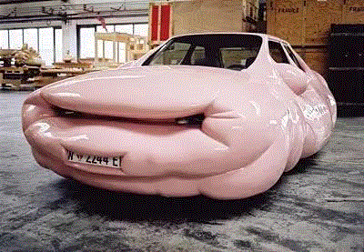 Erwin Wurm，Fat Car,Why so serious? 吞下世界的艺术家——欧文·沃姆,欧文·沃姆,公共艺术,雕塑