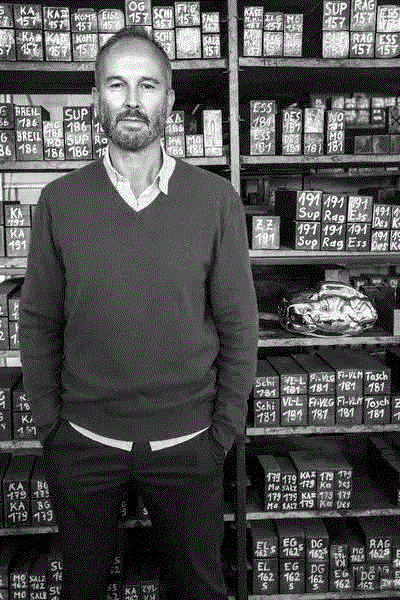 Why so serious? 吞下世界的艺术家——欧文·沃姆,欧文·沃姆,公共艺术,雕塑