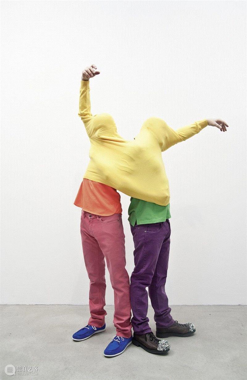 Erwin Wurm，一分钟雕塑,Why so serious? 吞下世界的艺术家——欧文·沃姆,欧文·沃姆,公共艺术,雕塑