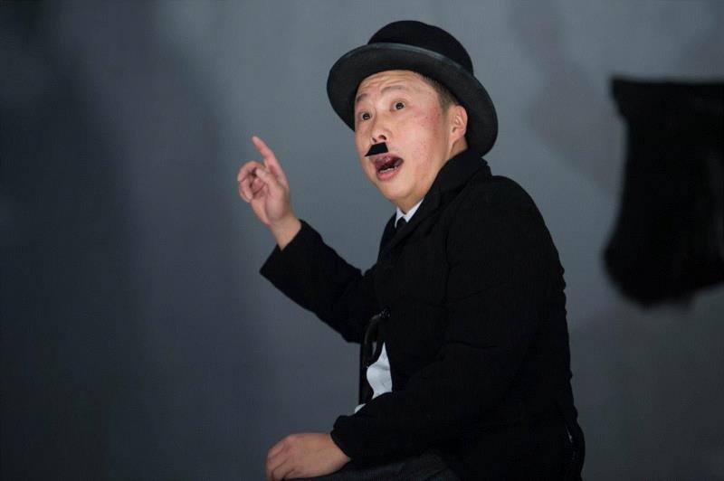 在2019年5月,将发生一件本该发生在1945年的怪事,怪事,希特勒,卓别林,肚子,电影,爱娃,刘晓晔,人物,王印,耿尤优