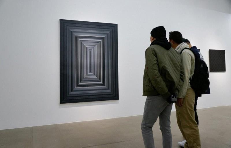 “灰寂”展览现场 | Tong Gallery+Projects,灰寂,感官,黑色,色相,中外,Camille,蔡东东,刘养,刘国强,罗盈嘉