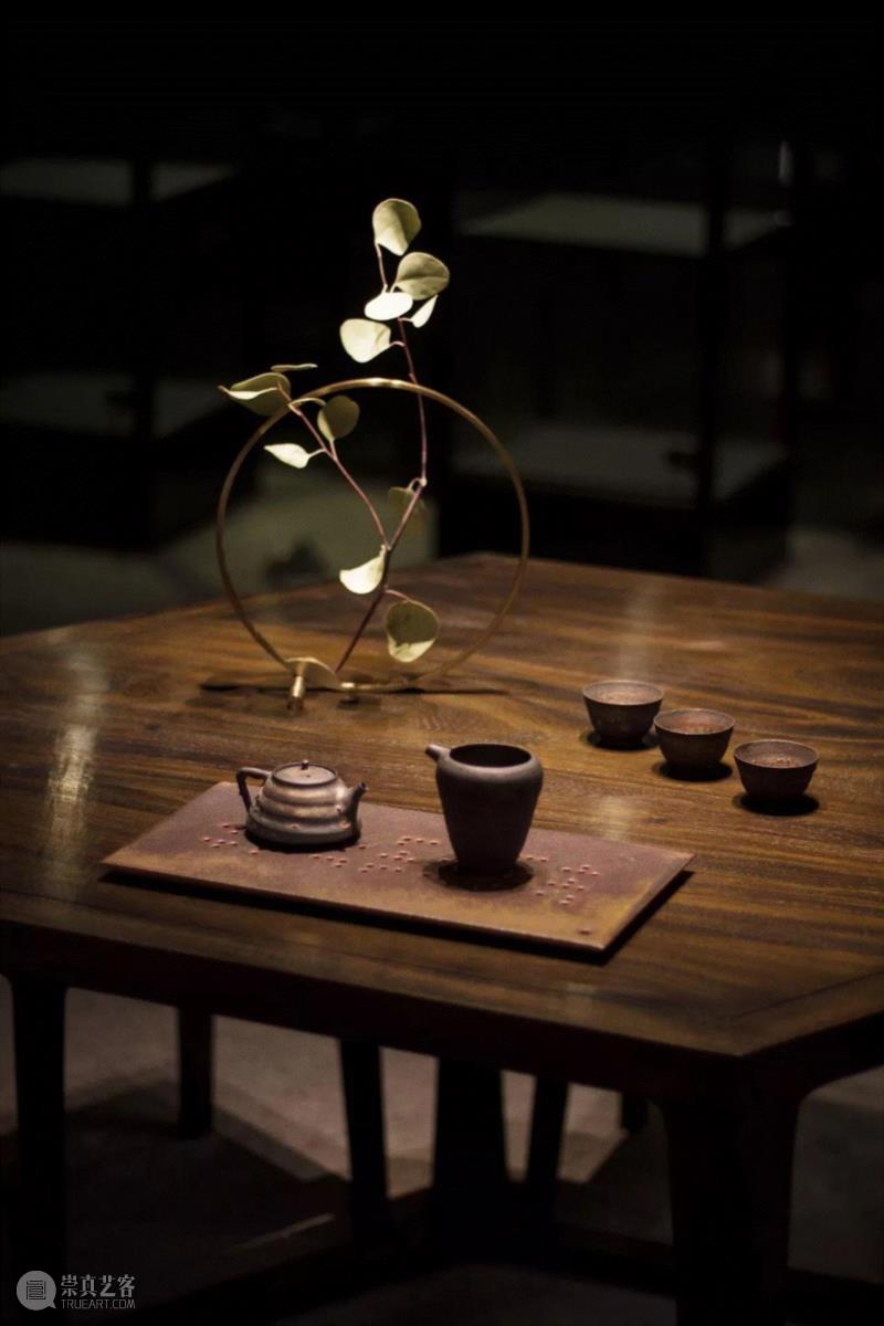 谁能不眷恋，与你同坐时的温柔,茶桌,家里,形制,人与人,温情,从业者,旁边,气质,家具,璞素
