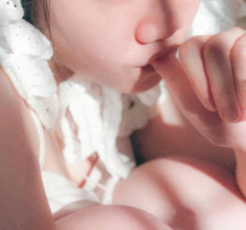 画廊 | Lean Lui 就这么走进我的生活,Lui,香港,装置,少女,直觉,以下,里面,很多人,摄影师,校园