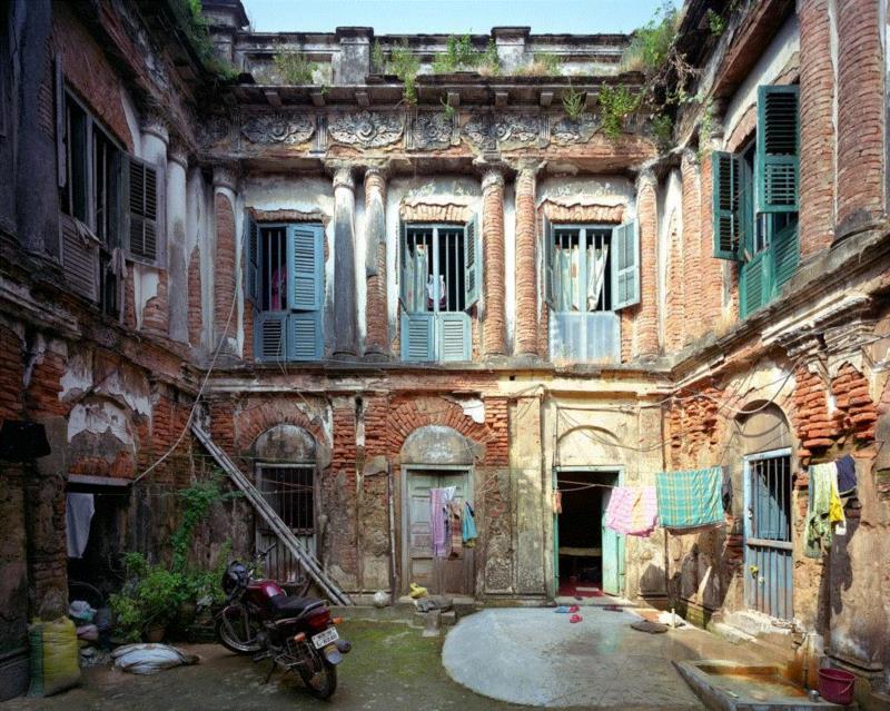 摄影丨他一生只拍废墟，作品惊艳世人,废墟,建筑,Thomas,相机,别墅,Jorion,意大利,城堡,摄影师,宫殿