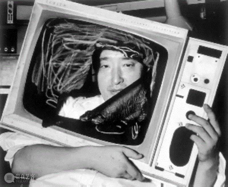 白南准：来迟了的视觉艺术教父,教父,白南准,韩国,林吟均,凯奇,大提琴,领带,电视,李正成,提琴