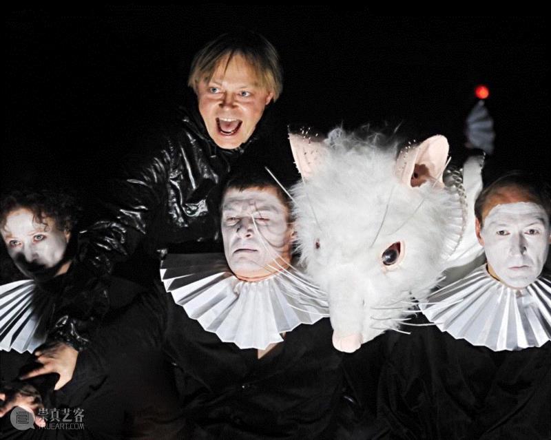 Hamlet,剧看世界 | 来不及庆祝的日常生活,戏剧,舞台,导演,哈姆雷特,科尔苏诺夫,演员,立陶宛,人物,悲剧,OKT