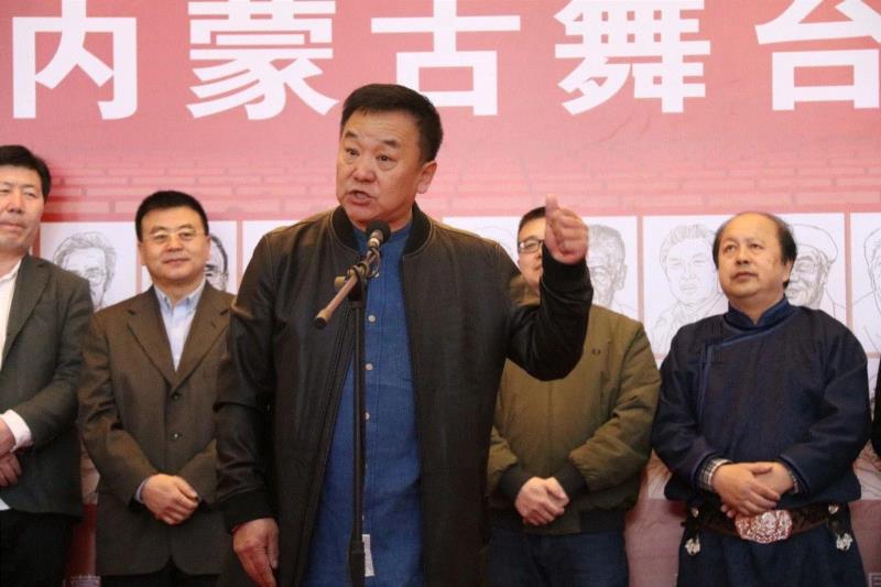 第一届内蒙古舞台美术展在青城开幕，全面展示内蒙舞美精品,舞台,内蒙古,舞美,内蒙,青城,学会,中国舞台美术学会,自治区,副主席,会长