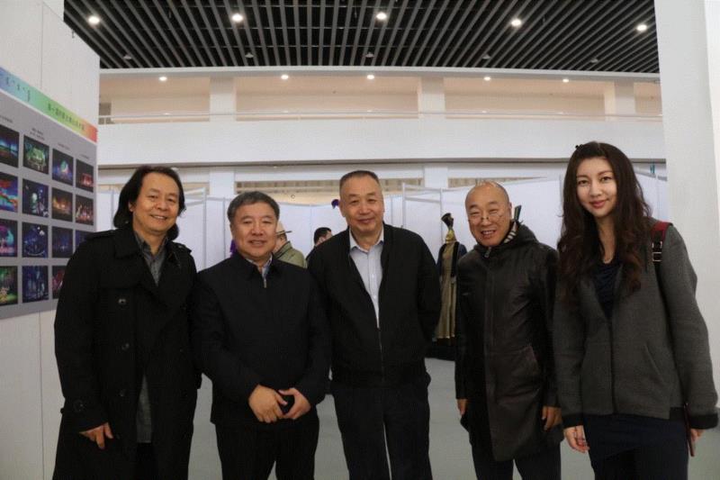 第一届内蒙古舞台美术展在青城开幕，全面展示内蒙舞美精品,舞台,内蒙古,舞美,内蒙,青城,学会,中国舞台美术学会,自治区,副主席,会长