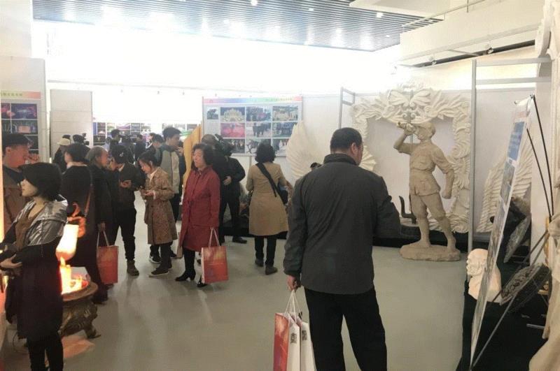 第一届内蒙古舞台美术展在青城开幕，全面展示内蒙舞美精品,舞台,内蒙古,舞美,内蒙,青城,学会,中国舞台美术学会,自治区,副主席,会长