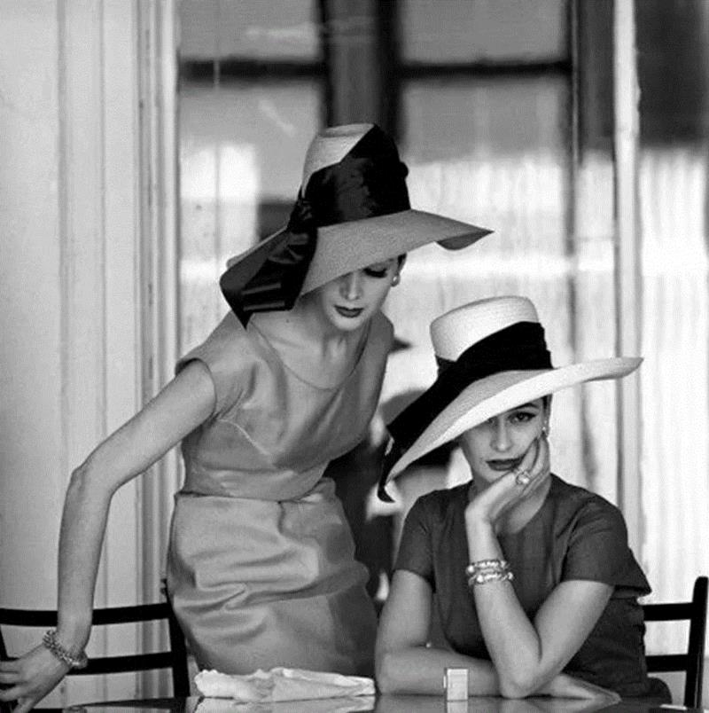 Photo by Jerry Schatzberg,100幅经典的女性黑白照，每一幅都美得令人心醉,女性,黑白照,Ins,光影,眼神,黑色,Penn,摄影师,Oszvald,轮廓