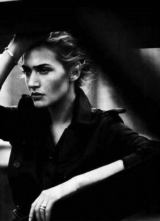 Photo by Peter Lindbergh,100幅经典的女性黑白照，每一幅都美得令人心醉,女性,黑白照,Ins,光影,眼神,黑色,Penn,摄影师,Oszvald,轮廓