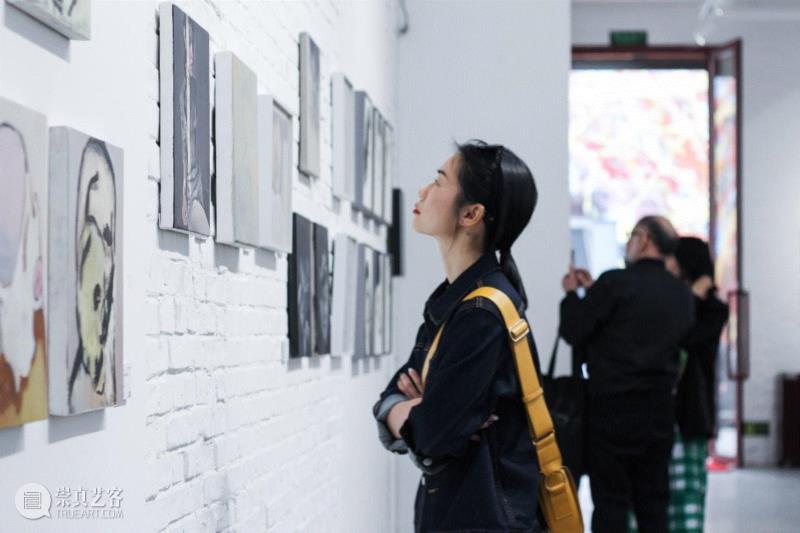 【红门 - 开幕分享】37 x 33开幕内容回顾！Opening Look Back for 37 x 33!,红门,红门画廊,群像,北京市朝阳区,酒仙桥路,798艺术区,April,lovers,酒会,爱好者