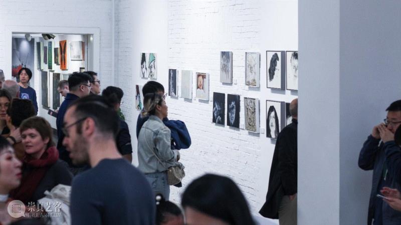 【红门 - 开幕分享】37 x 33开幕内容回顾！Opening Look Back for 37 x 33!,红门,红门画廊,群像,北京市朝阳区,酒仙桥路,798艺术区,April,lovers,酒会,爱好者