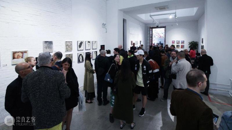 【红门 - 开幕分享】37 x 33开幕内容回顾！Opening Look Back for 37 x 33!,红门,红门画廊,群像,北京市朝阳区,酒仙桥路,798艺术区,April,lovers,酒会,爱好者