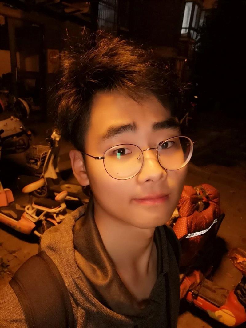 王陈龙,重整德国艺术立场志愿者导览,志愿者,导览,美术馆,艺术史,平时,老人,儿童,版画,AMNUA,部成员们