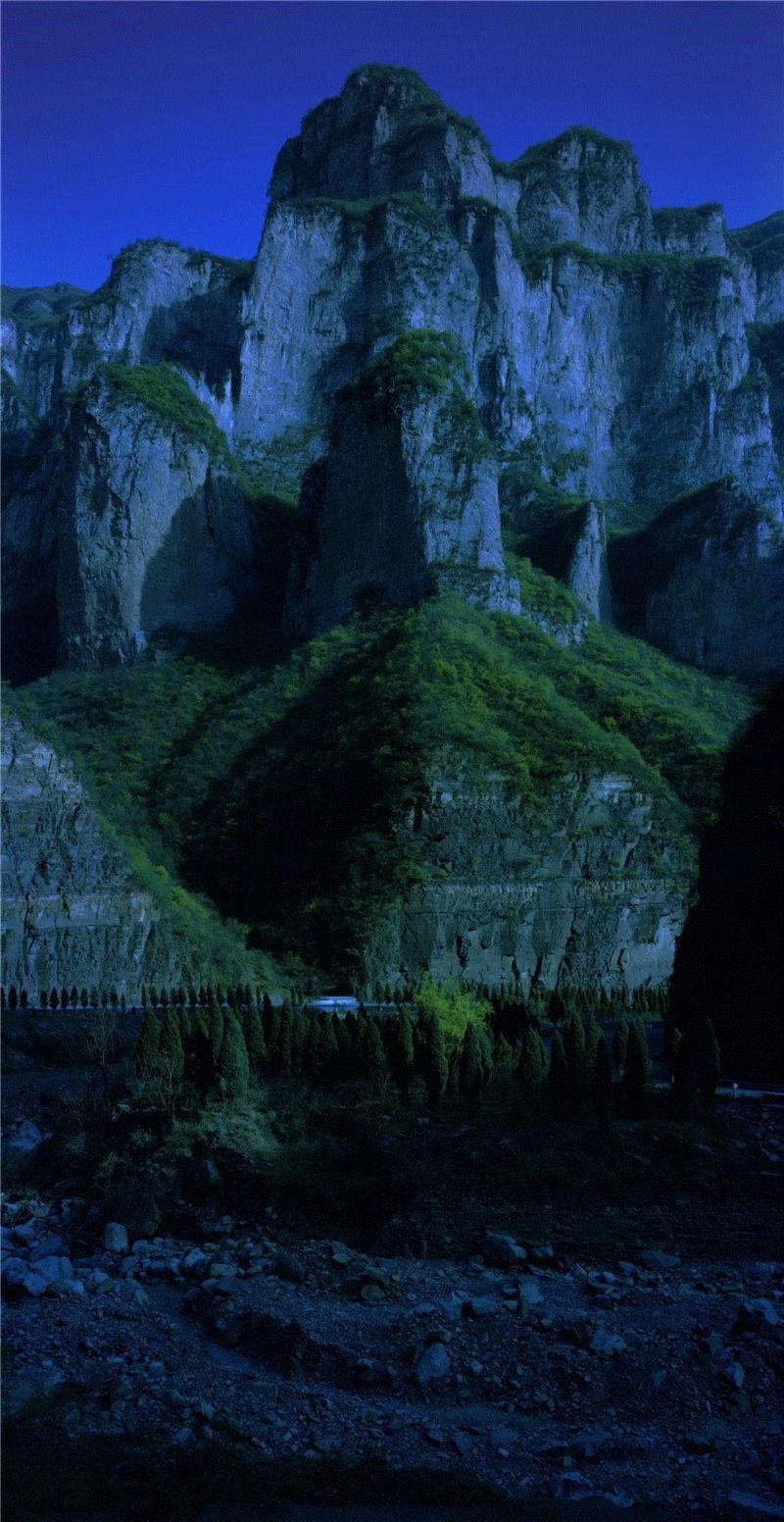 ▲曾翰 真山水·笔法记考01  ,庆祝建国70周年系列展 | 江汉繁星计划（第六回）：天桥——交叉的经验,江汉,繁星计划,天桥,系列展,武汉美术馆,孙晓枫,水墨,美术馆,纸本,策展人