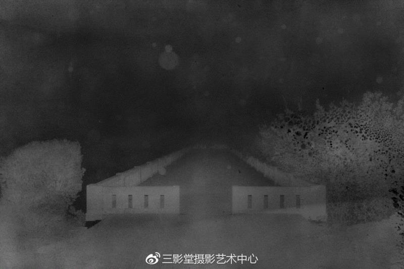 入围艺术家介绍（下）｜转译：2019年（第十一届）三影堂摄影奖作品展,三影堂摄影奖,画册,牺牲者,摄影师,杭州,巨人,浙江摄影出版社,徐思捷,深圳,吴国勇