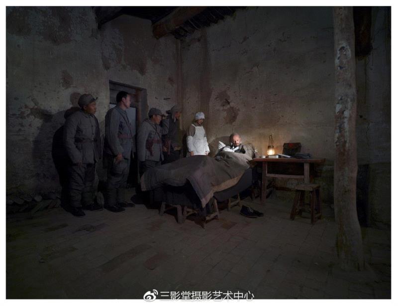 入围艺术家介绍（下）｜转译：2019年（第十一届）三影堂摄影奖作品展,三影堂摄影奖,画册,牺牲者,摄影师,杭州,巨人,浙江摄影出版社,徐思捷,深圳,吴国勇