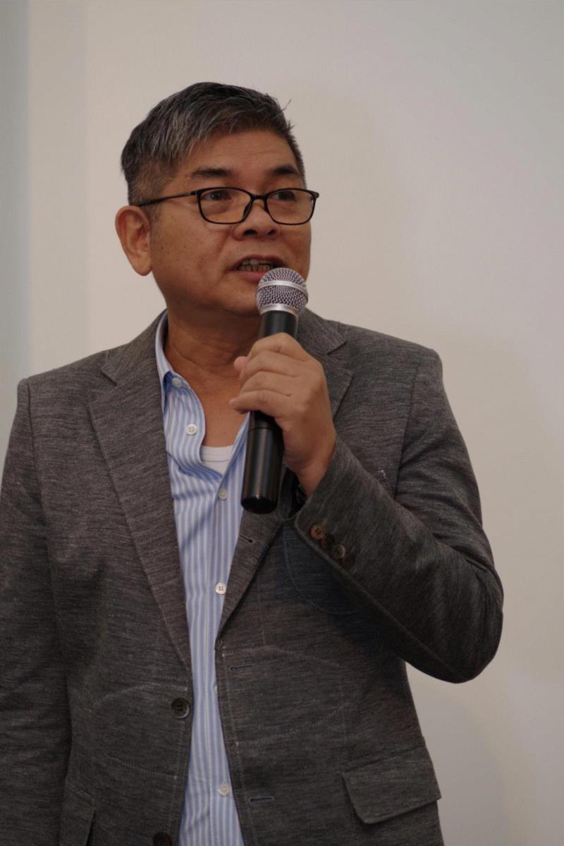 索卡艺术创始人萧富元先生在展览开幕式上发言,索卡·开幕现场 | 【我自然 With Nature】正式开幕,Nature,索卡,丹尼尔,赵梦,洪凌,埃斯卡纳齐,仇国仕,相纸,方力钧,威士忌共和国
