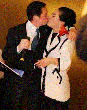 人物 ▎71岁、身价千亿、宠妻40年 : 好的婚姻,离不开江湖义气,婚姻,宠妻,身价,江湖,人物,义气,向华强,陈岚,爱情,向太
