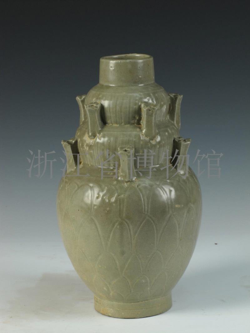 北宋龙泉窑青瓷十管瓶，现藏于浙江省博物馆,古人的身后事：陶瓷明器简史,明器,古人,身后,陶瓷,模型,随葬品,制度,河南博物院,陶器,礼器