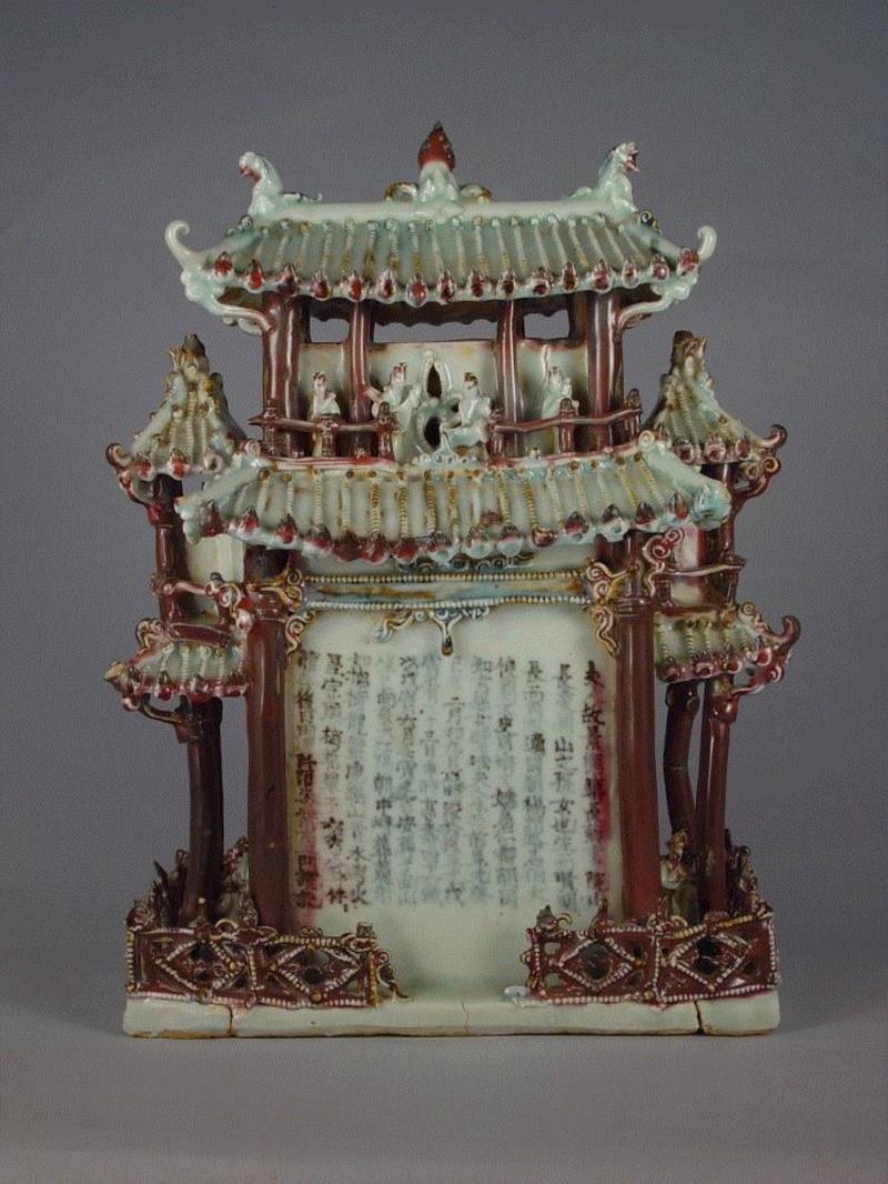 元青花釉里红堆塑楼阁式人物谷仓，现藏于江西省博物馆,古人的身后事：陶瓷明器简史,明器,古人,身后,陶瓷,模型,随葬品,制度,河南博物院,陶器,礼器
