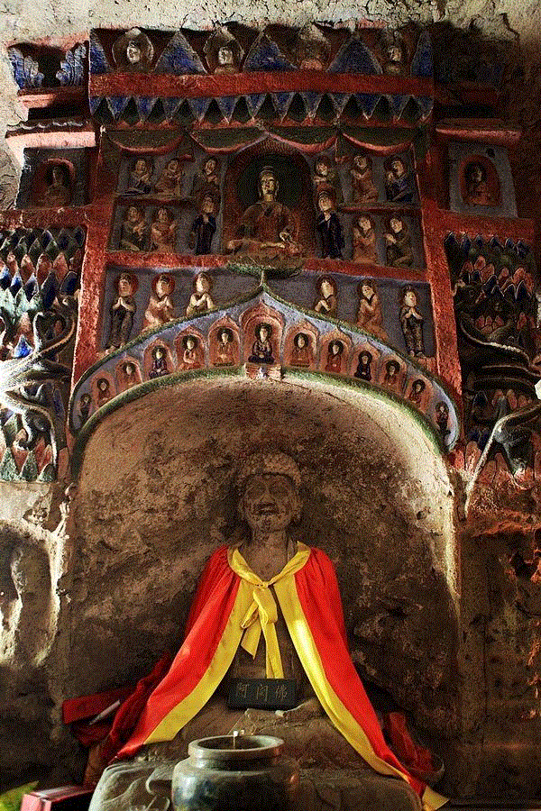 万佛堂石窟，东北地区年代最久、规模最大的石窟建筑群,五一辽宁游学丨访契丹探大辽，解锁中国一隅之地大唐深埋其中的秘密（5月1日—5月4日）,辽宁,大唐,契丹,游学,大辽,秘密,建筑,辽代,奉国寺,北镇