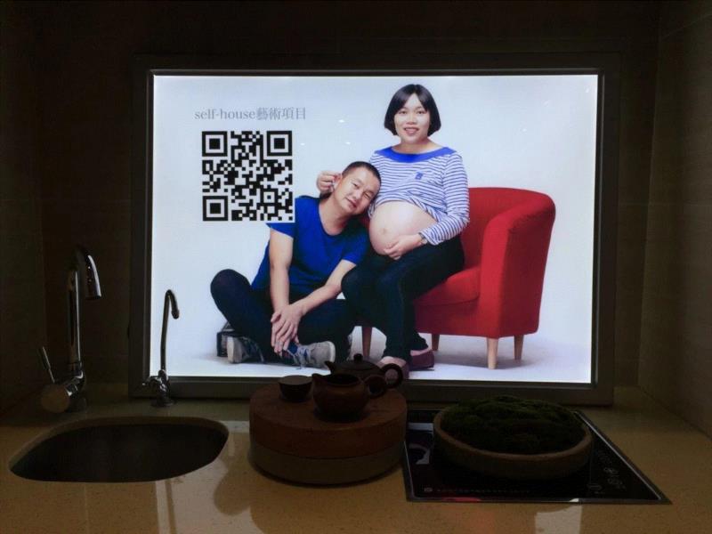 【时代·导览】黄成：从私人客厅到城中村声音现场,黄成,城中村,导览,客厅,house,白石洲,唱片,专辑,墙报,深圳