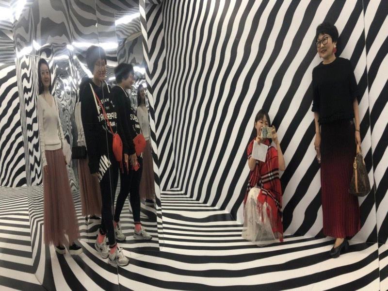 这里充满兴奋与感叹,2019 Art Basel HK 艺术&财富之旅完美收官,香港,今日美术馆,团员,艺术学院,博雅艺术,导览,曾梵志,莫兰迪,常玉,日本