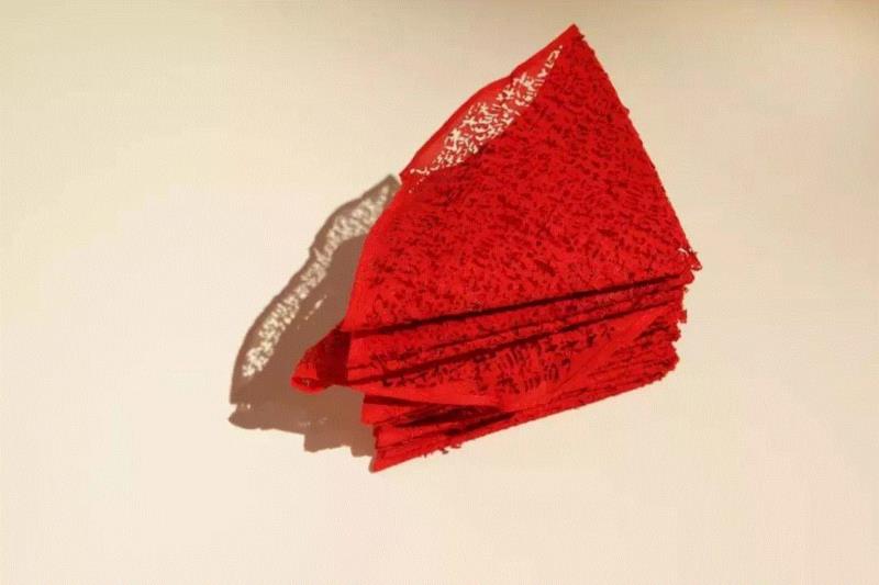 李顺义 红色芝士 14×20×9cm 2015,第3届独立品格提名展（宁波站） | 附获奖名单,品格,宁波站,名单,油画,材料,丙烯,纸本,水墨,底色,雕塑