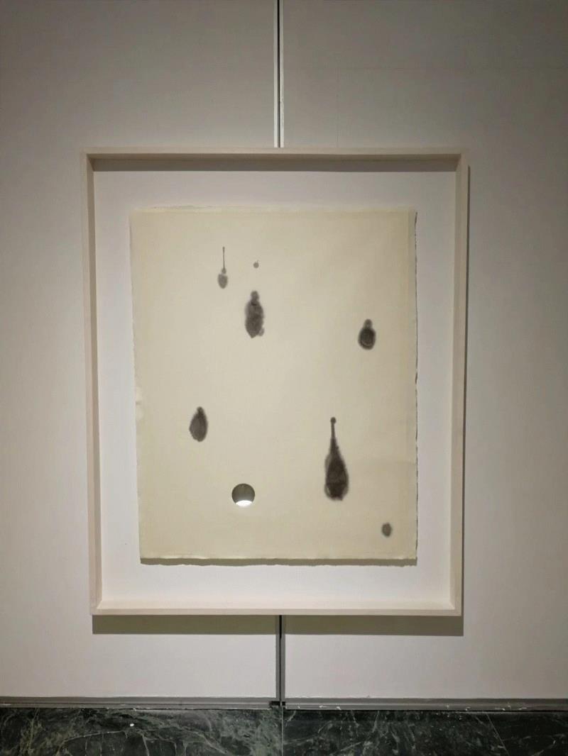 国家美术·展讯丨黑色之光——保科豊巳个展,黑色,豊巳,展讯,日本,物质,材料,李伟,雨水,黑雨,房子