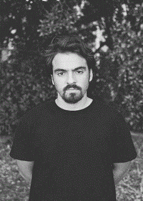 维尔斯(Vhils),访谈 | 葡萄牙涂鸦艺术家Vhils的艺术世界,葡萄牙,Vhils,Moca君,Lisbon,里斯本,the,孙文倩,绘画,墙面,板子