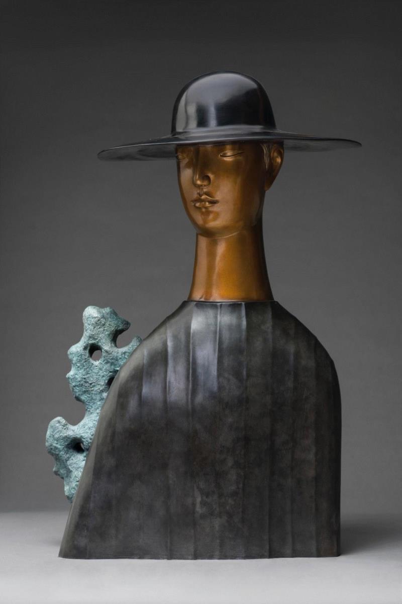 李伟&刘知音 山不尽 2019 铸铜化学着色 95×65×40cm,玉兰堂参展2019 ART CENTRAL | 展位E01,玉兰堂,CENTRAL,展位,研究生,李伟,刘知音,雕塑,天津美术学院,郝建涛,金钕